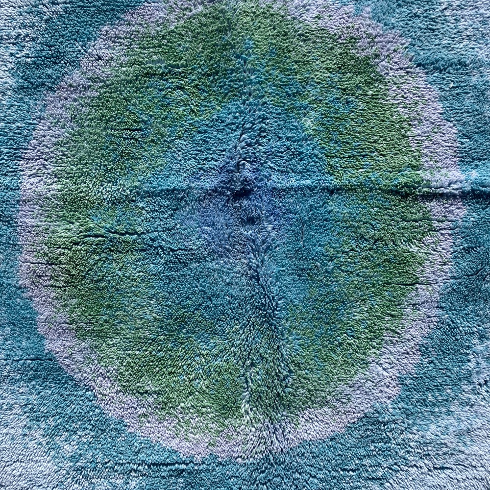 Vintage “tie dye” round rug - Picture 2 of 3